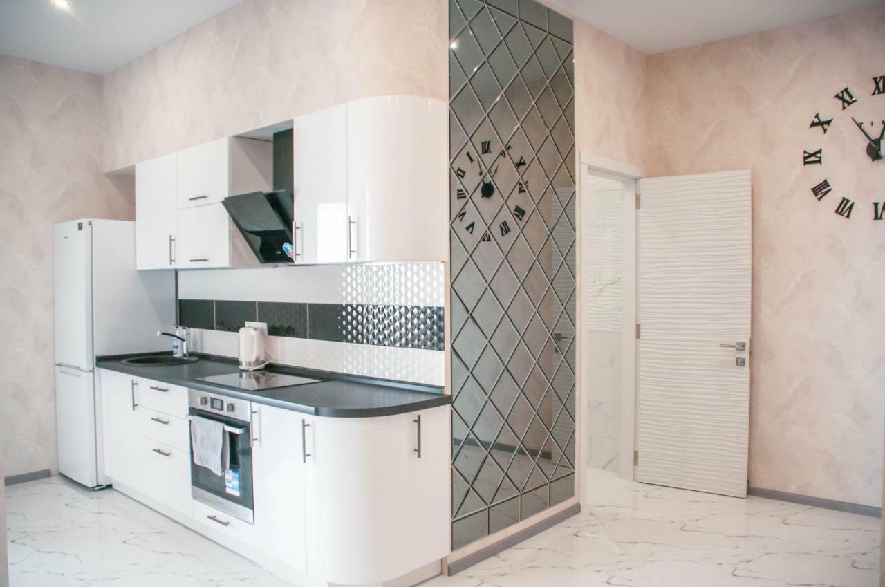 Apartment In Arсadia 2 Bedrooms Odessza Kültér fotó